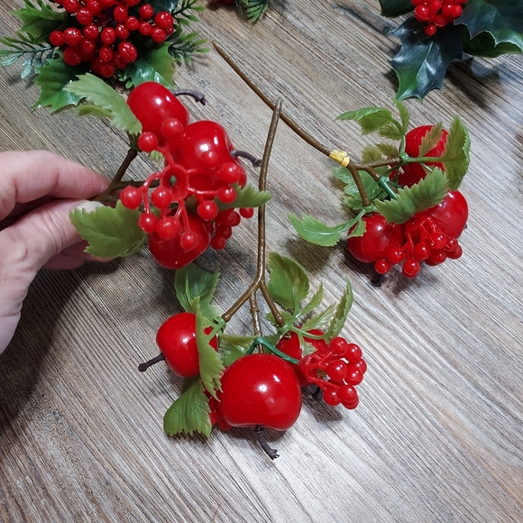 Vintage lot of artificial MCM Christmas greenery picks wreaths - Picture 5 of 8